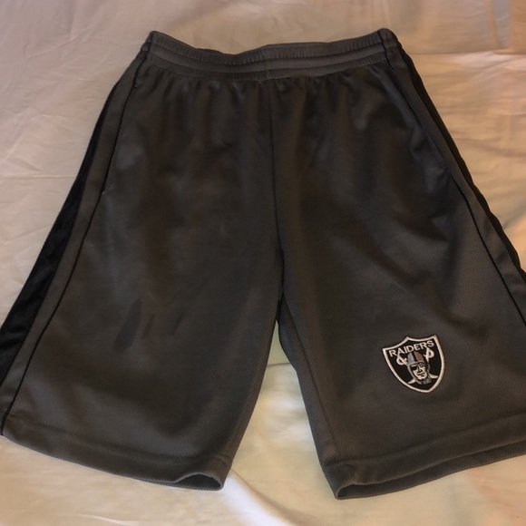 TH Man Other - Raiders Gray Shorts